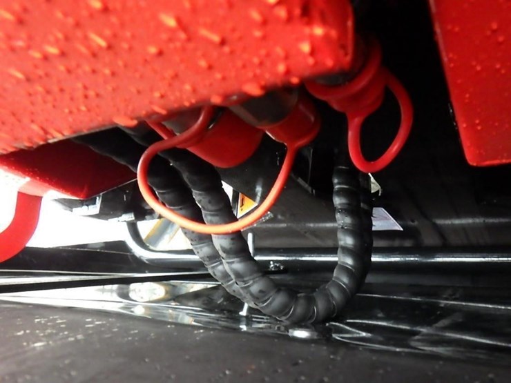 2025-agt-sda-140w-skid-steer-loader-image-6