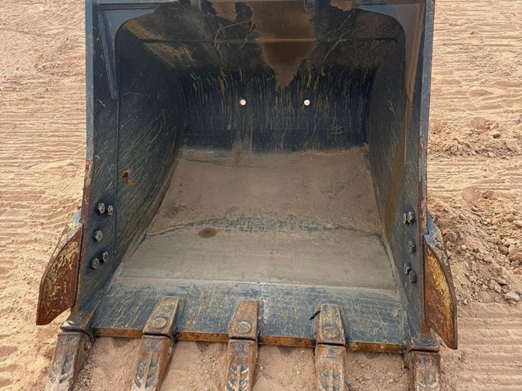 2022-xcmg-xe210u-image-11