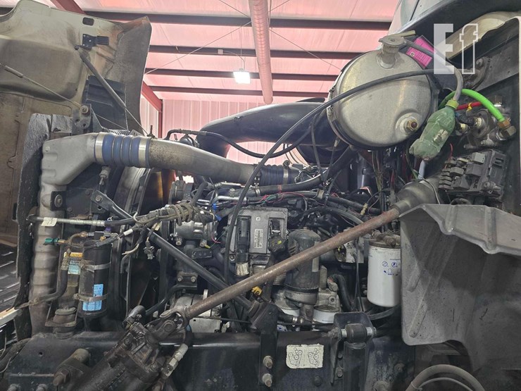 2005-mack-vision-cxn613-image-9