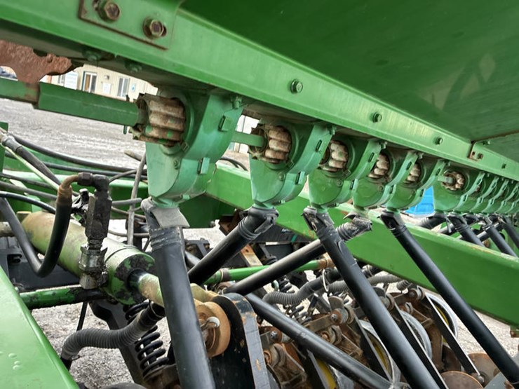 john-deere-750-image-18