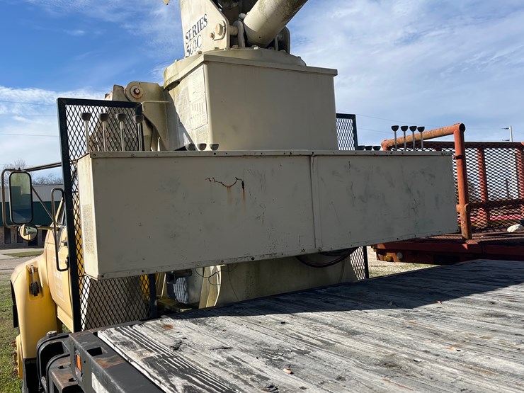 #2-•-1996-ford-f80-boom-truck-image-8