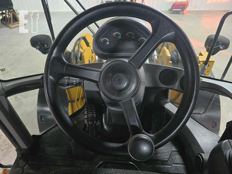 2018-caterpillar-930m-image-23