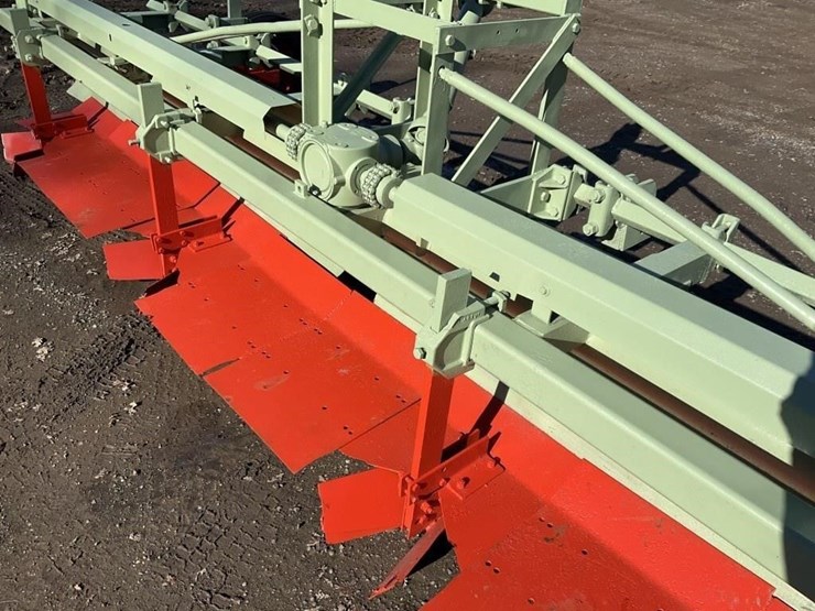 (offsite)-buttonwillow-18.5'-3-pt-pto-mulcher-image-13