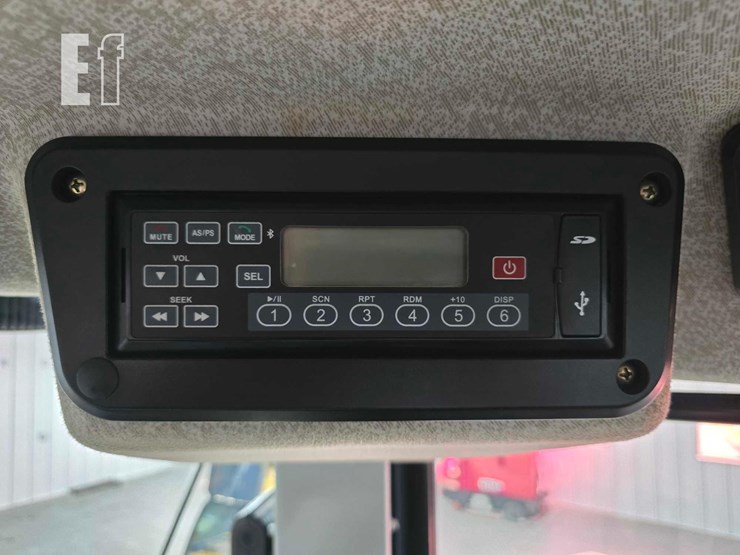 2022-xcmg-xc938u-image-30