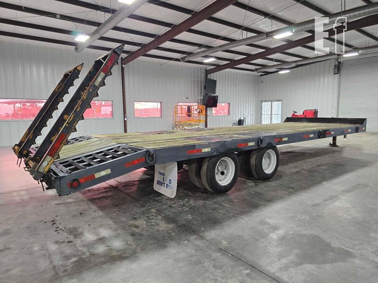 28-foot-tandem-dual-flatbed-trailer-image-3