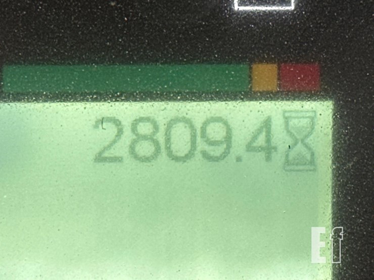 2017-caterpillar-415f2-image-30