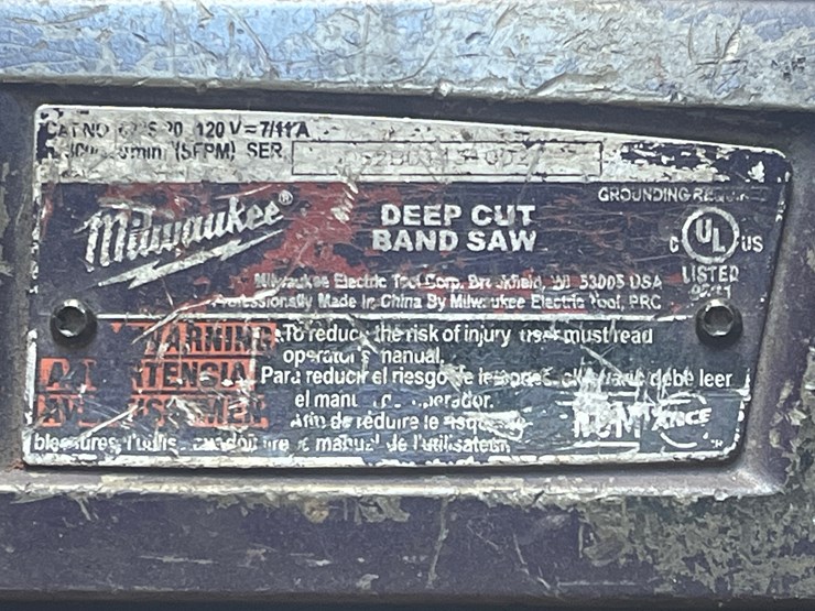 #35-•-milwaukee-corded-bandsaw-image-3