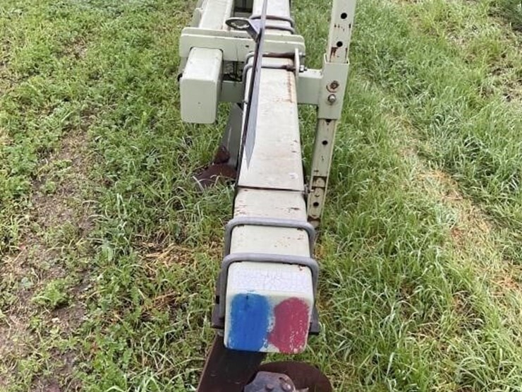 (offsite)-orthman-3-pt-3-row-60"-furrow-bar-image-6