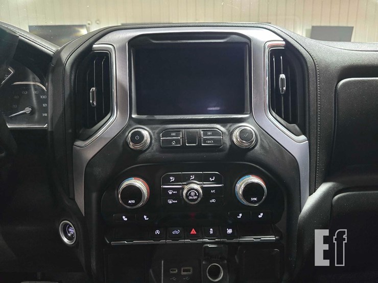 2021-gmc-sierra-1500-image-16