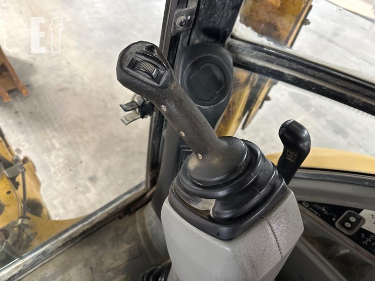 2012-caterpillar-420e-it-image-33