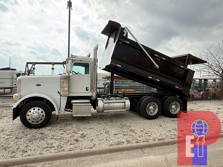 2014-peterbilt-388-image-1