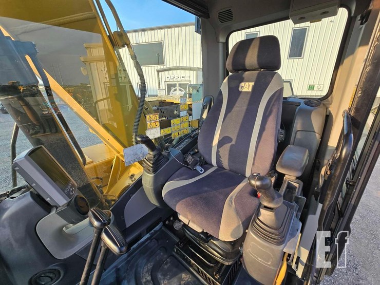 2019-caterpillar-313flgc-image-12