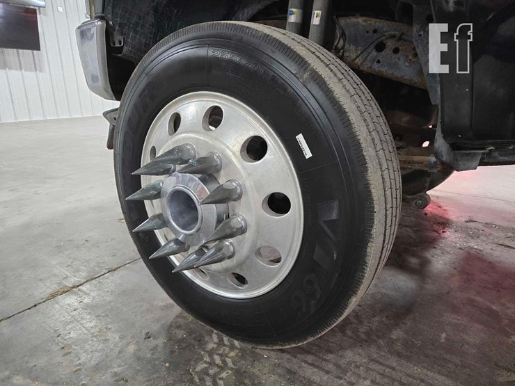 2004-ford-f350-image-16