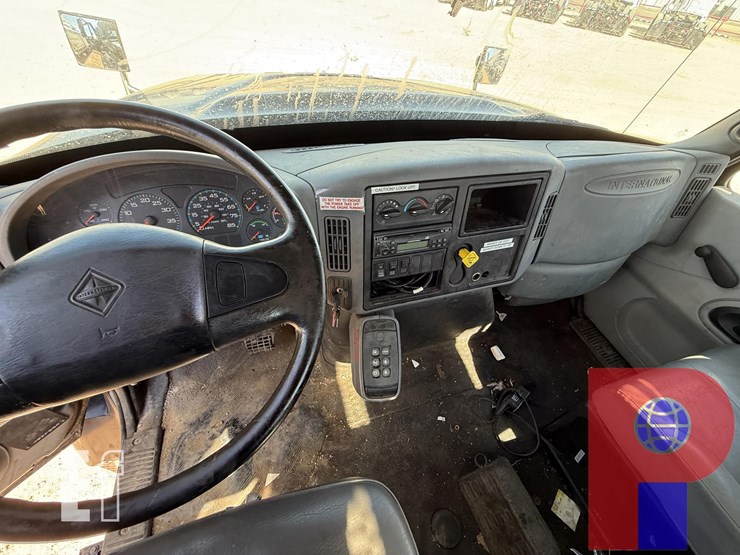 international-workstar-7400-image-11