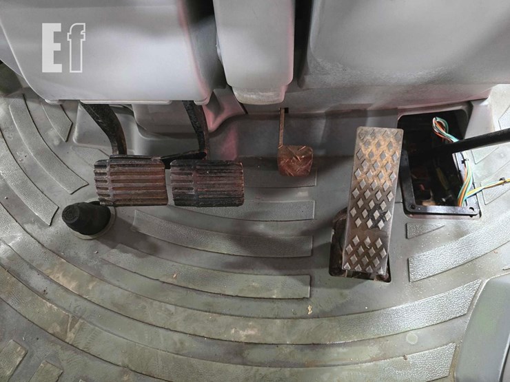 2011-caterpillar-420e-it-image-18