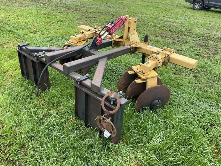 (offsite)-gearmore-3-pt-3-blade-ridger-image-6