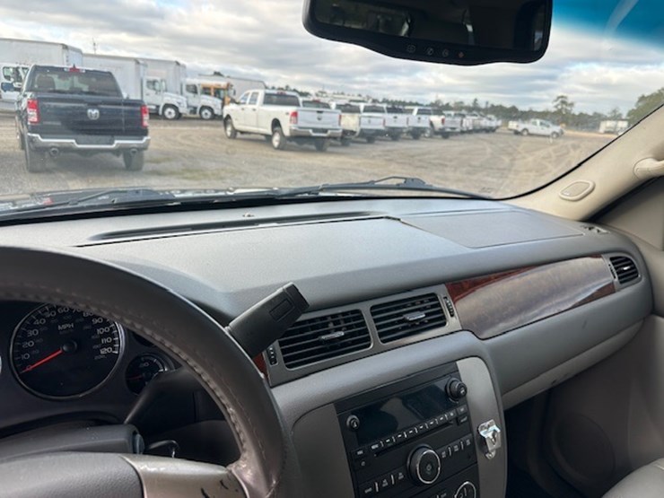 2011-gmc-yukon-image-44