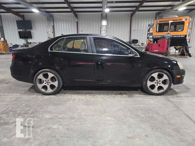 2009-volkswagen-jetta-image-6