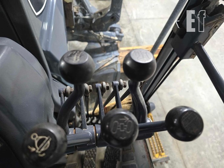 2015-deere-672g-image-18