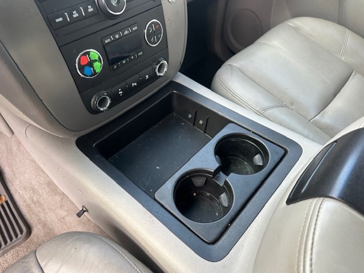 2011-gmc-yukon-image-43