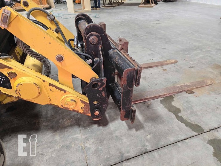 2011-caterpillar-420e-it-image-15