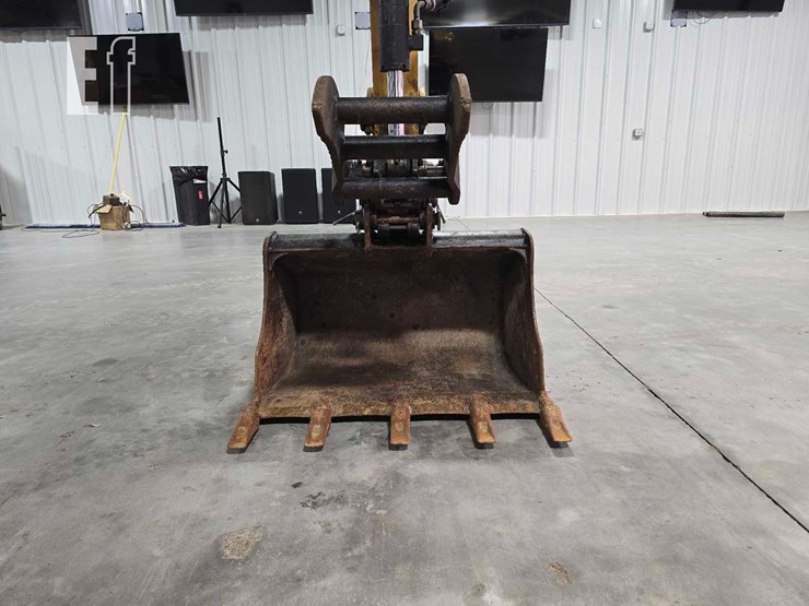 2021-caterpillar-303.5e2-cr-image-11