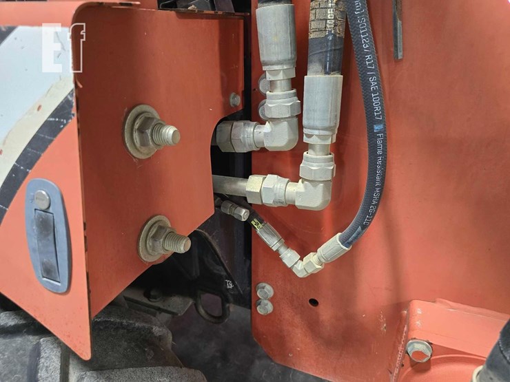 2015-ditch-witch-rt40-image-23