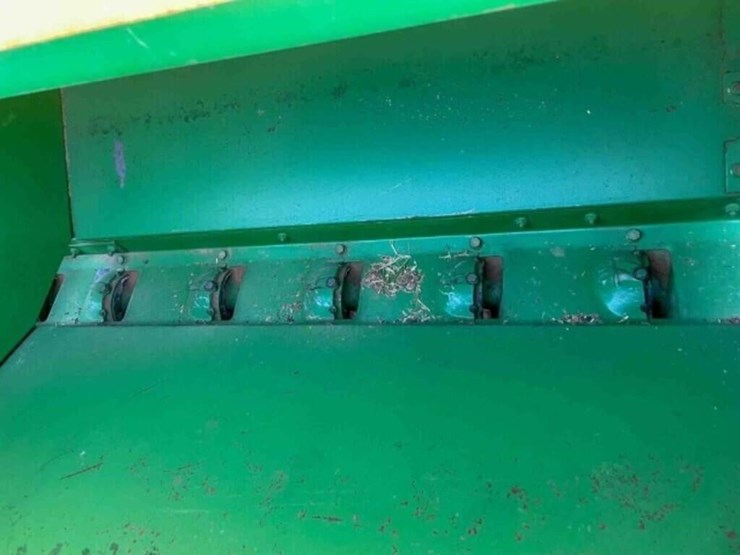 john-deere-8300-image-13