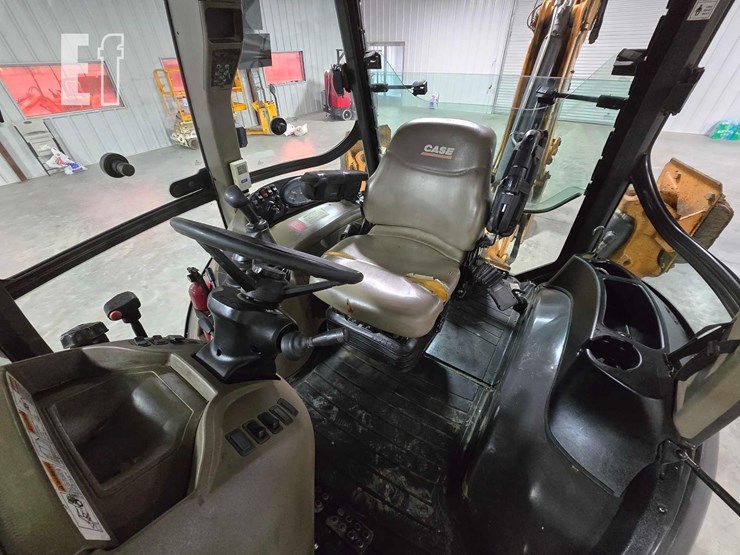 2013-case-580n-image-15