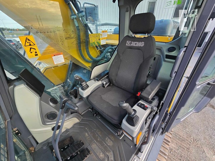 2022-xcmg-xe300u-image-12