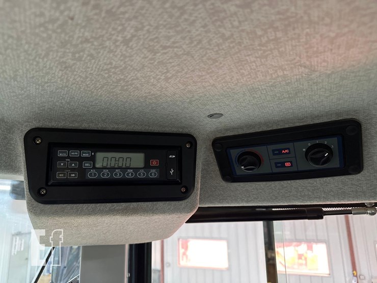 2021-xcmg-xc938u-image-26