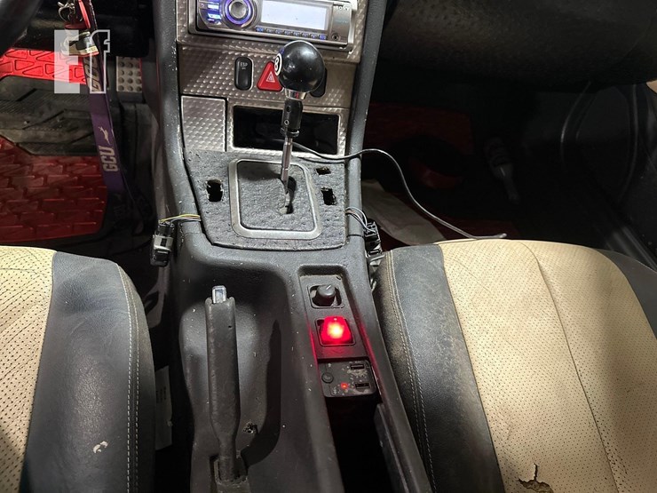 2003-mercedes-benz-slk230-image-12