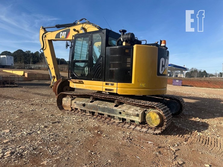 2020-caterpillar-325flcr-image-7