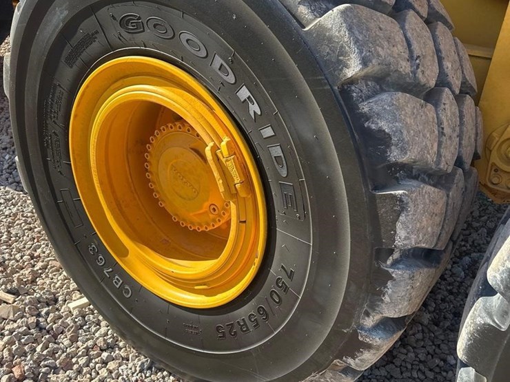 2016-volvo-a30g-image-20