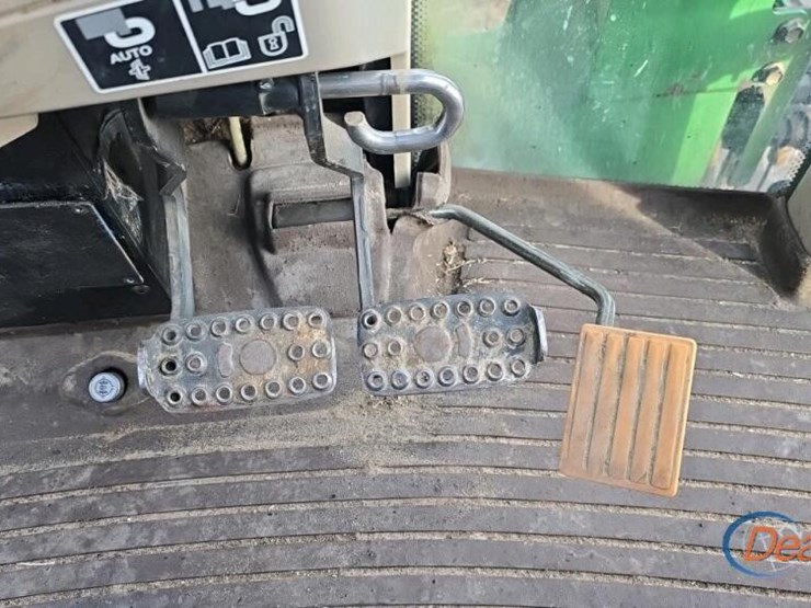 john-deere-6420-image-19