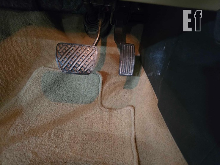 2011-nissan-maxima-image-15