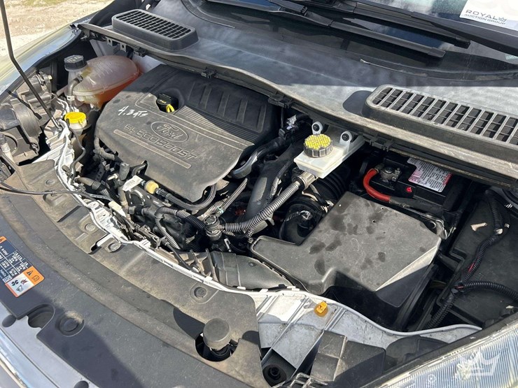 2017-ford-escape-image-8