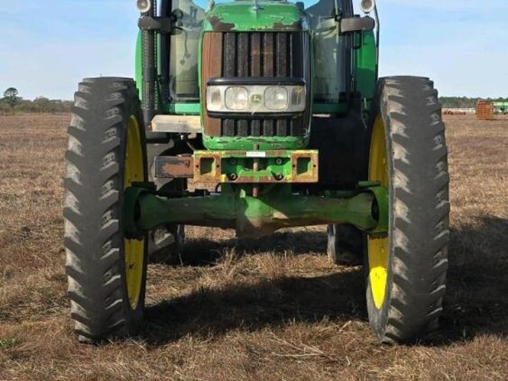 2007-john-deere-7330-image-2