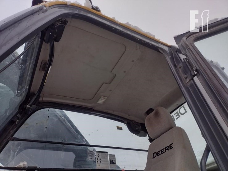 deere-350g-lc-image-14