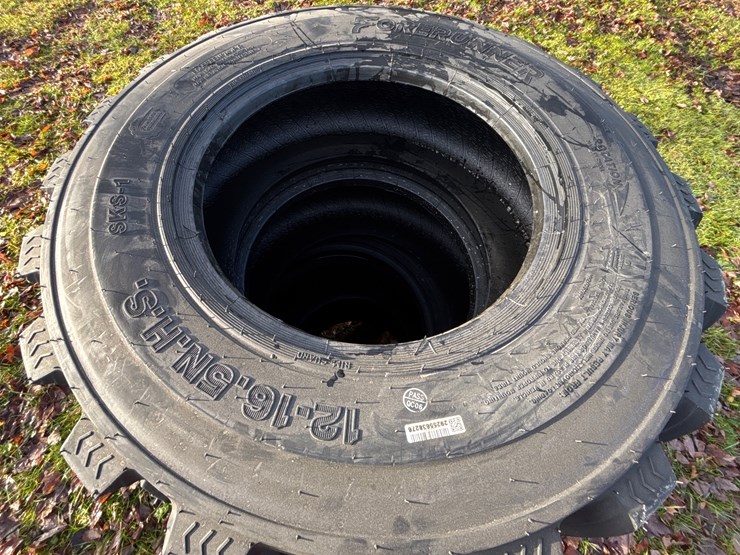 #2901-•-set/4-new-12-16.5-skid-steer-tires-image-2