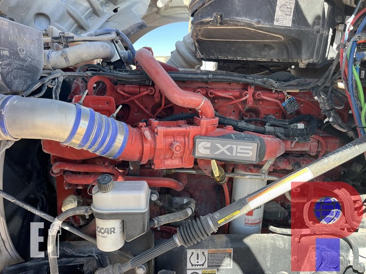 2024-kenworth-t880-image-6