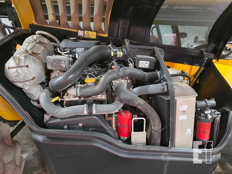 2017-jcb-510-56-image-23