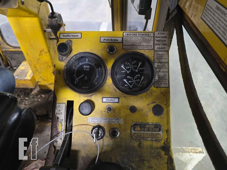 2013-superior-broom-dt80ct-image-20