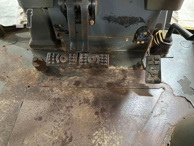 2006-deere-310g-image-21