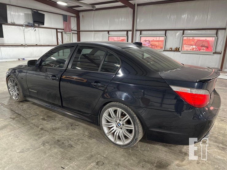 2008-bmw-550i-image-3