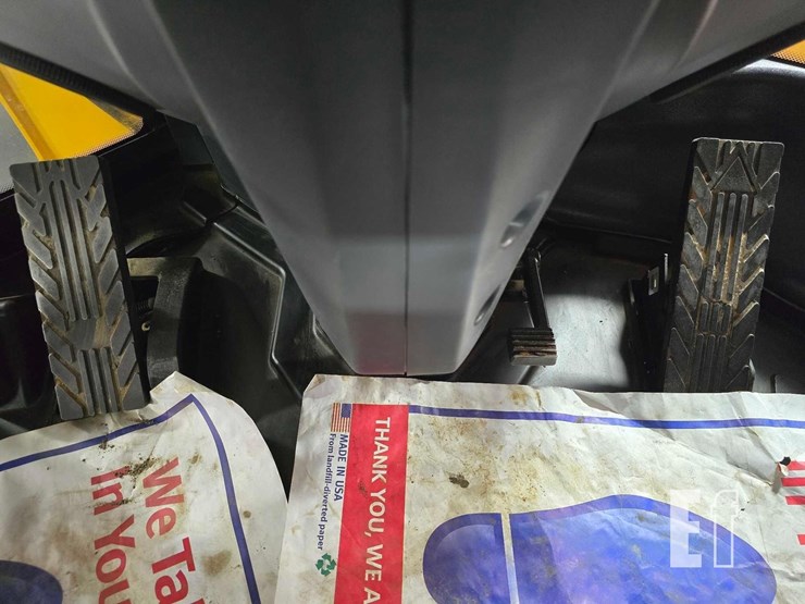 2022-deere-444-p-tier-image-26