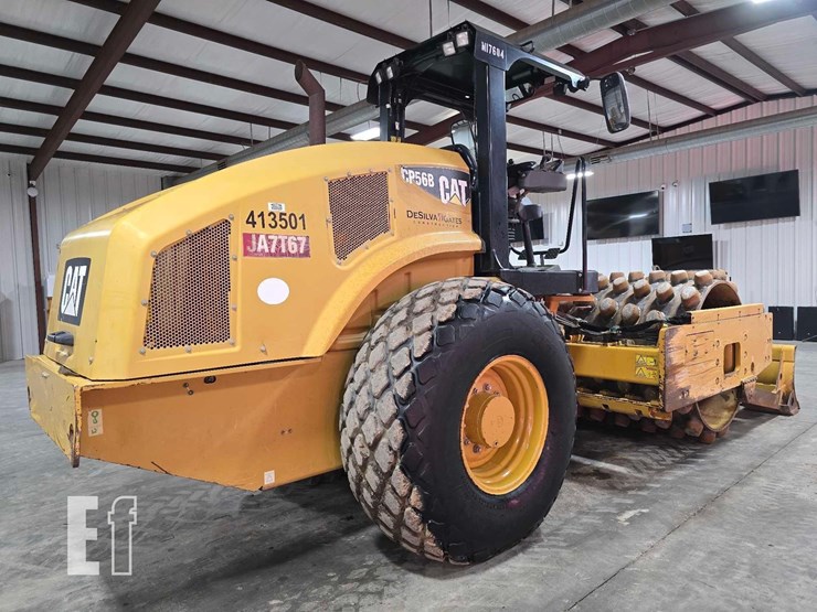 2012-caterpillar-cp56b-image-3