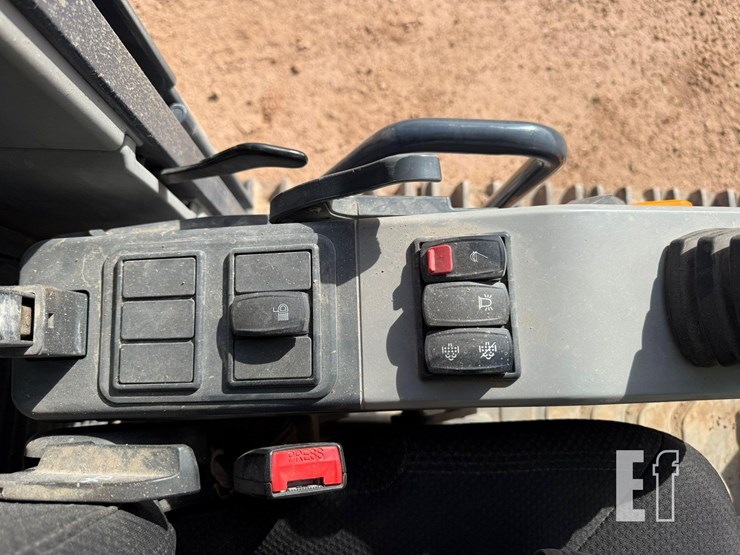 2023-xcmg-xe300u-image-21