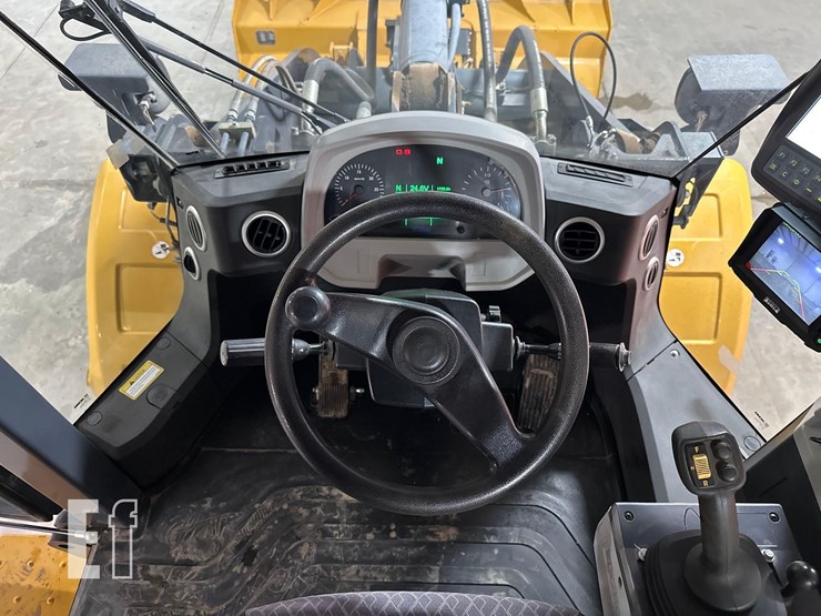 2021-xcmg-xc938u-image-17