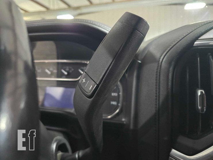 2021-gmc-sierra-1500-image-15